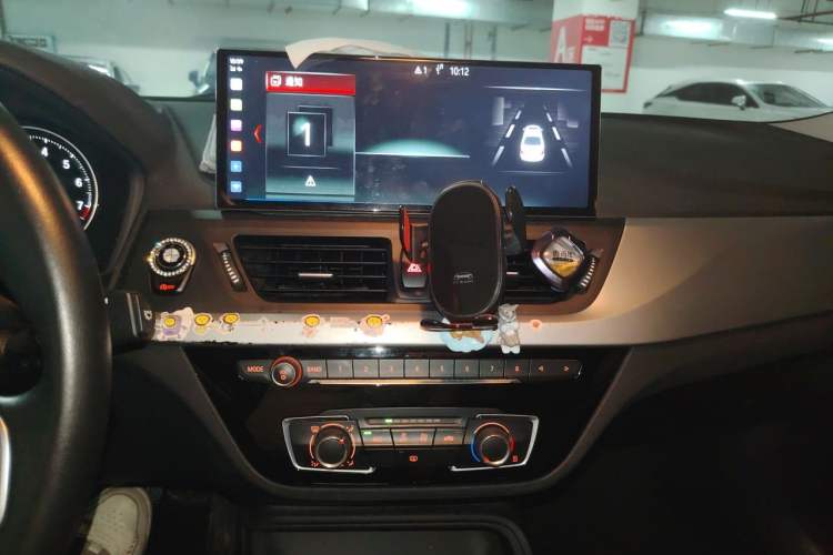 Used BMW 1 Series 2018 118i Fashion Model Audio And AC Panel