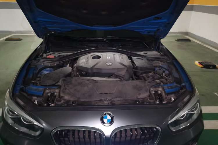 Used BMW 1 Series 2018 120i M Sport Package Engine Bay