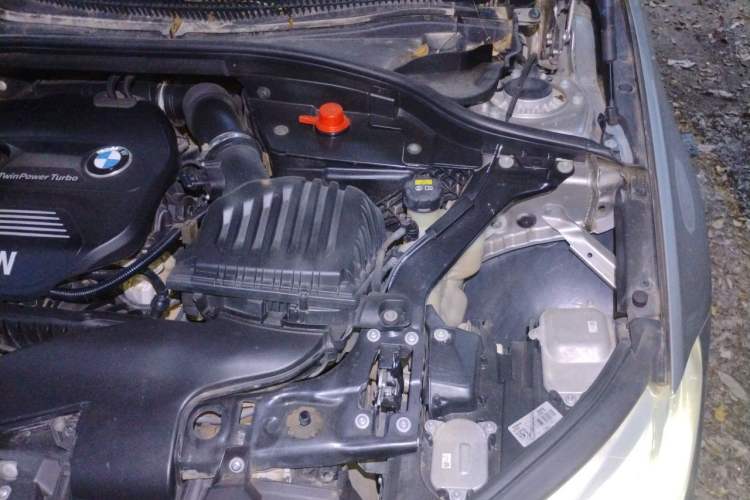 Used BMW 1 Series 2018 118i Sport Edition Engine Bay Left