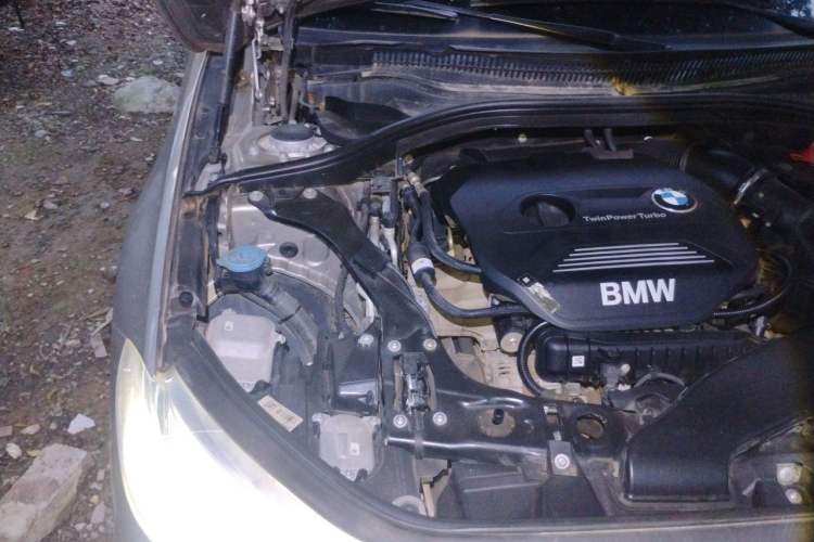 Used BMW 1 Series 2018 118i Sport Edition Engine Bay Right