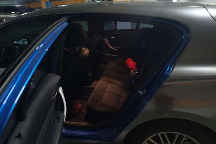 Used BMW 1 Series 2018 120i M Sport Package Right Rear Seat