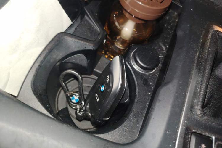 Used BMW 1 Series 2018 118i Fashion Model Vehicle Key