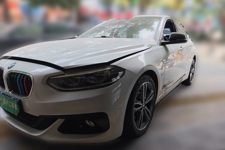 BMW 1 Series 2018 118i Sport Edition usado Guazi used car, China used car export, Used car for sale, Used  cars, Cheapest cars for sale