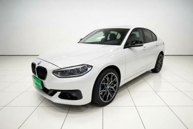 Gebrauchter BMW 1 Series 2018 120i Design Package Model