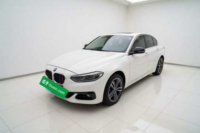 Ojetý BMW 1 Series 2018 Facelifted 118i Sport Edition