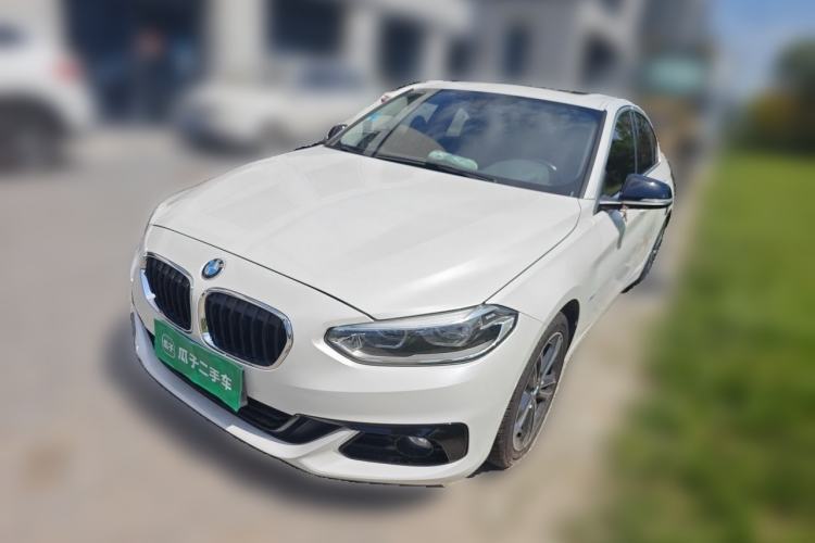 Used BMW 1 Series 2018 118i Sport Edition Guazi used car, China used car export, Used car for sale, Used  cars, Cheapest cars for sale