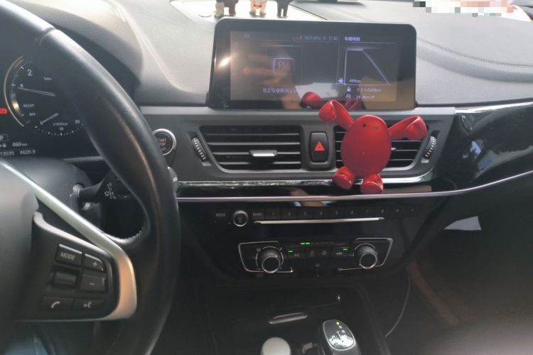 Used BMW 1 Series 2018 118i Sport Edition Audio And AC Panel