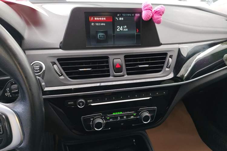 Used BMW 1 Series 2018 Facelifted 118i Sport Edition Audio And AC Panel
