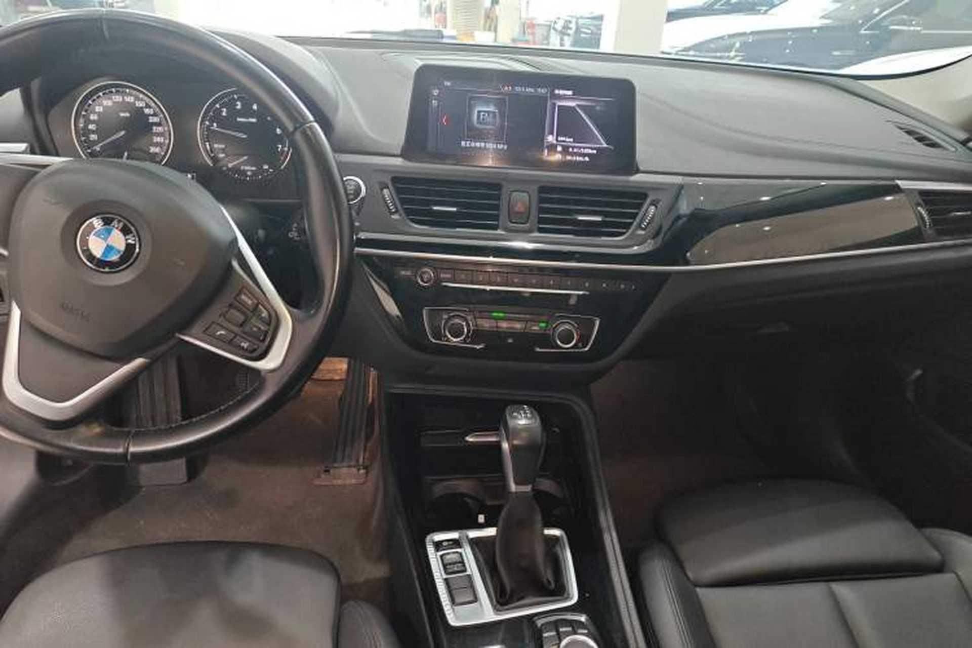 Used BMW 1 Series 2018 118i Sport Edition Audio And AC Panel