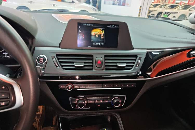 Used BMW 1 Series 2018 Facelifted 118i Sport Edition Audio And AC Panel