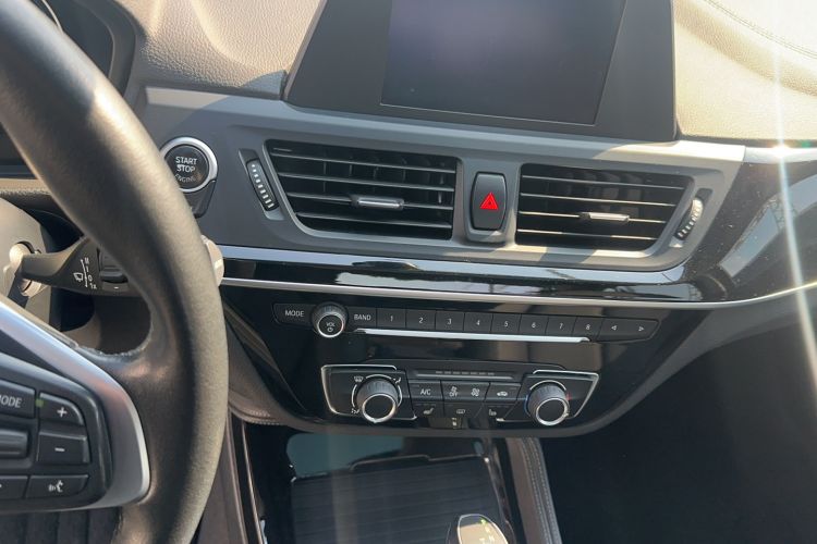 Used BMW 1 Series 2018 Facelifted 118i Sport Edition Audio And AC Panel