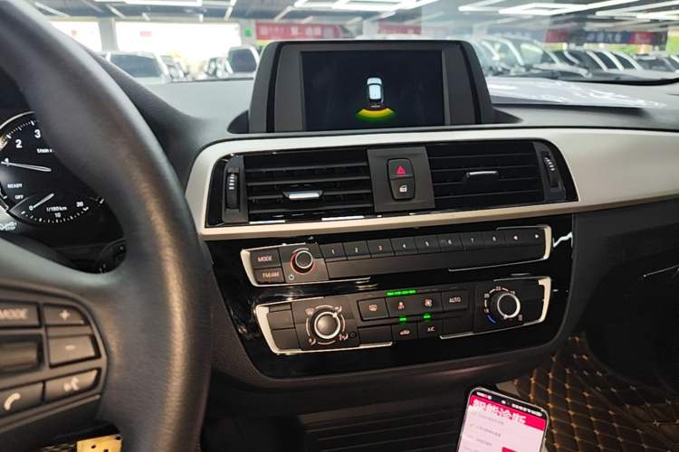 Used BMW 1 Series 2018 118i Leading Model Audio And AC Panel