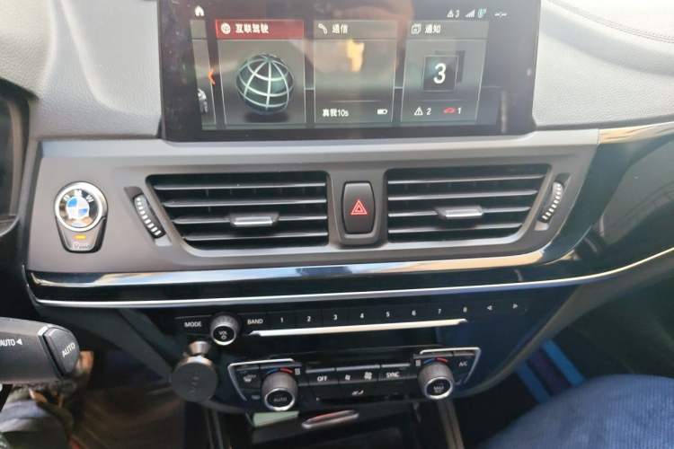 Used BMW 1 Series 2018 118i Design Package Edition Audio And AC Panel
