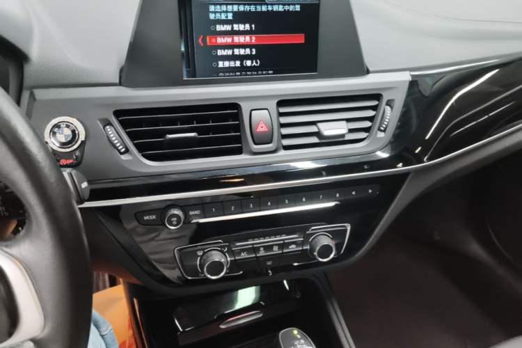 Used BMW 1 Series 2018 Facelifted 118i Sport Edition Audio And AC Panel