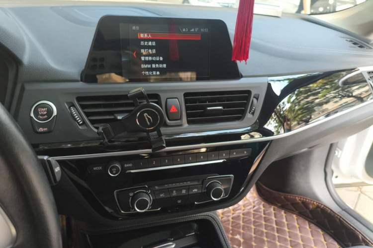 Used BMW 1 Series 2018 118i Sport Edition Audio And AC Panel