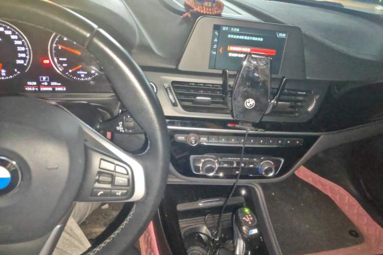 Used BMW 1 Series 2018 118i Sport Edition Audio And AC Panel
