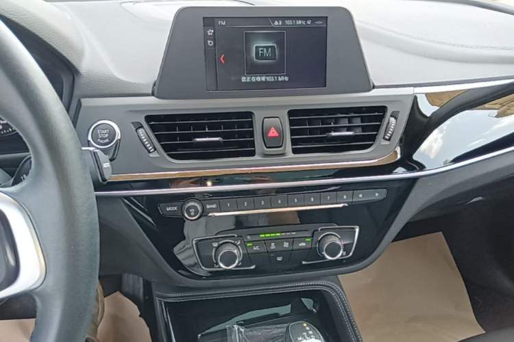 Used BMW 1 Series 2018 Facelifted 118i Sport Edition Audio And AC Panel
