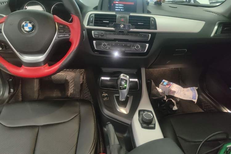 Used BMW 1 Series 2018 118i Leading Model Audio And AC Panel