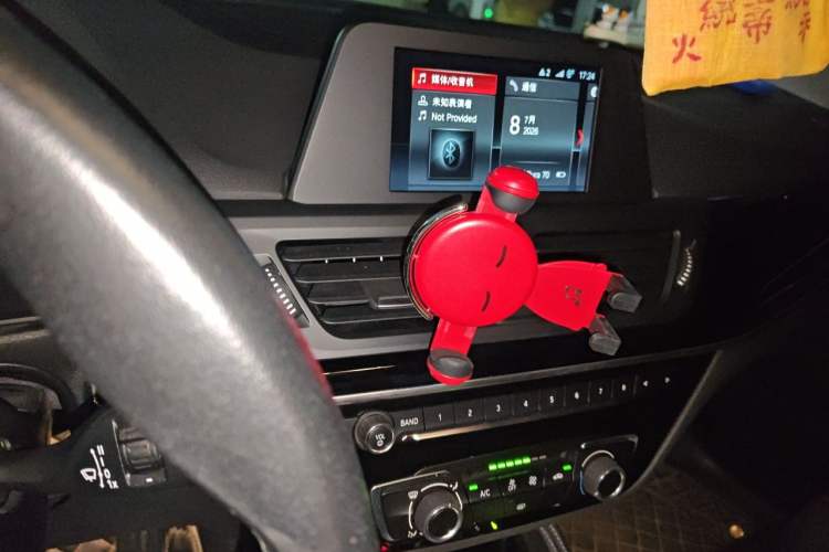 Used BMW 1 Series 2018 118i Sport Edition Audio And AC Panel