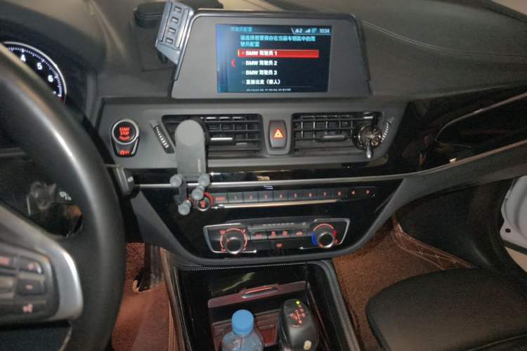 Used BMW 1 Series 2018 118i Sport Edition Audio And AC Panel