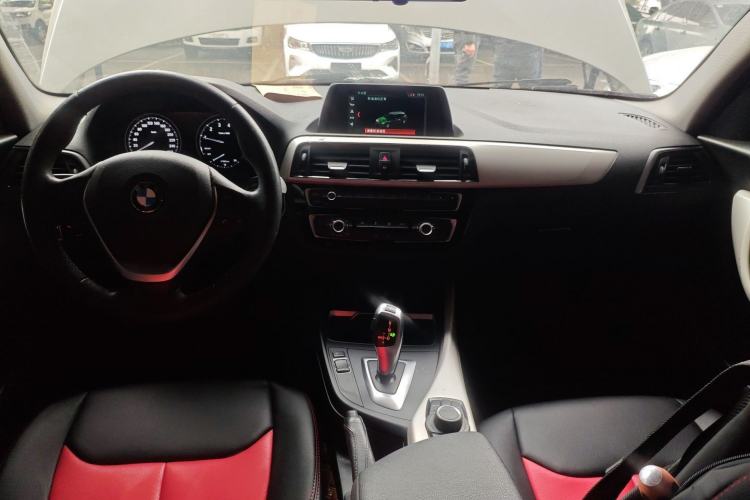 Used BMW 1 Series 2018 118i Leading Model Audio And AC Panel