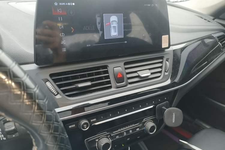 Used BMW 1 Series 2018 Facelifted 118i Sport Edition Audio And AC Panel