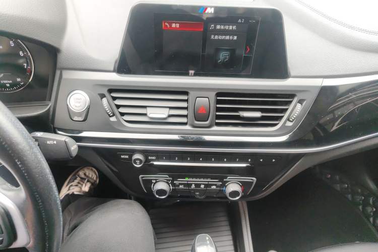 Used BMW 1 Series 2018 Facelifted 118i Sport Edition Audio And AC Panel