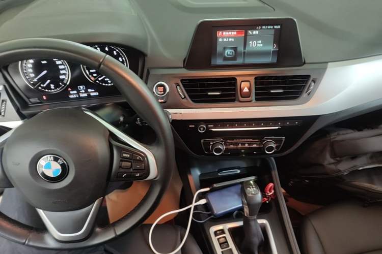 Used BMW 1 Series 2018 118i Fashion Model Audio And AC Panel