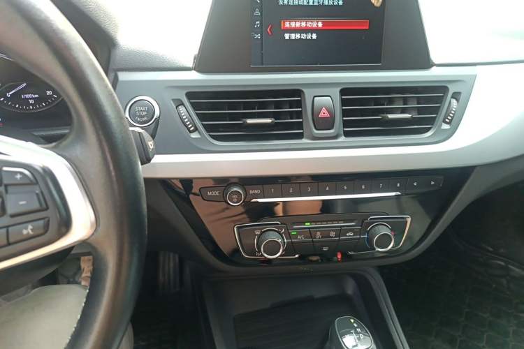 Used BMW 1 Series 2018 118i Fashion Model Audio And AC Panel