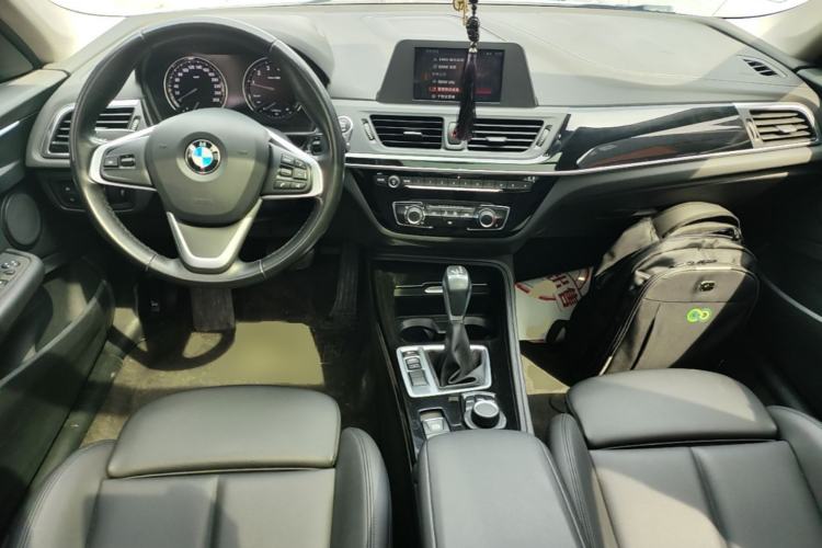 Used BMW 1 Series 2018 Facelifted 118i Sport Edition Center Console