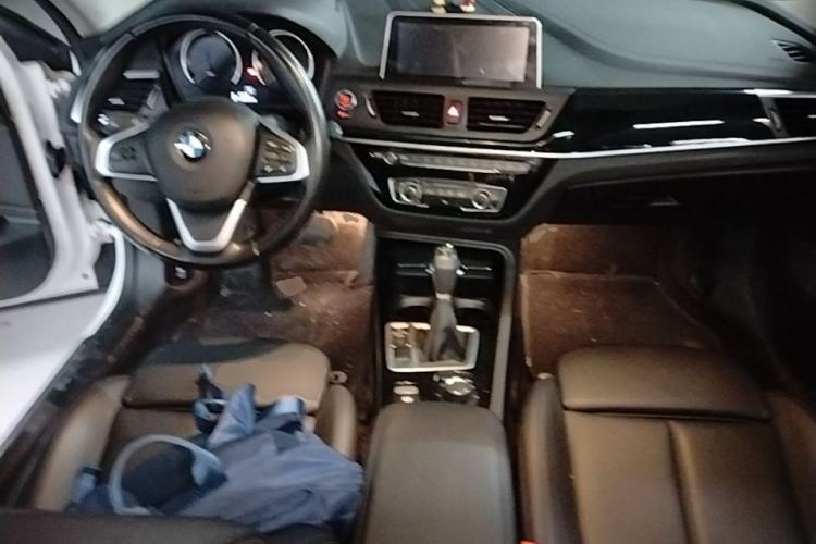Used BMW 1 Series 2018 118i Sport Edition Center Console
