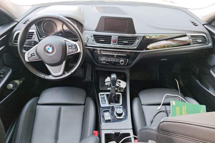 Used BMW 1 Series 2018 Facelifted 118i Sport Edition Center Console