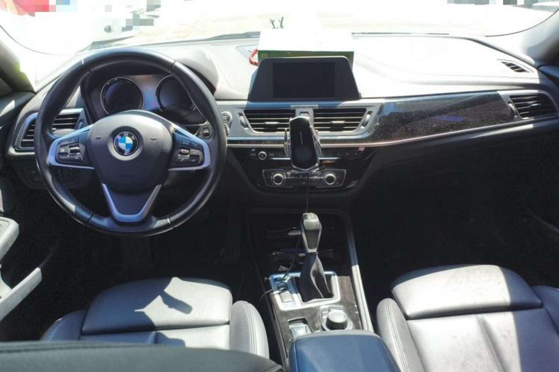 Used BMW 1 Series 2018 118i Sport Edition Center Console