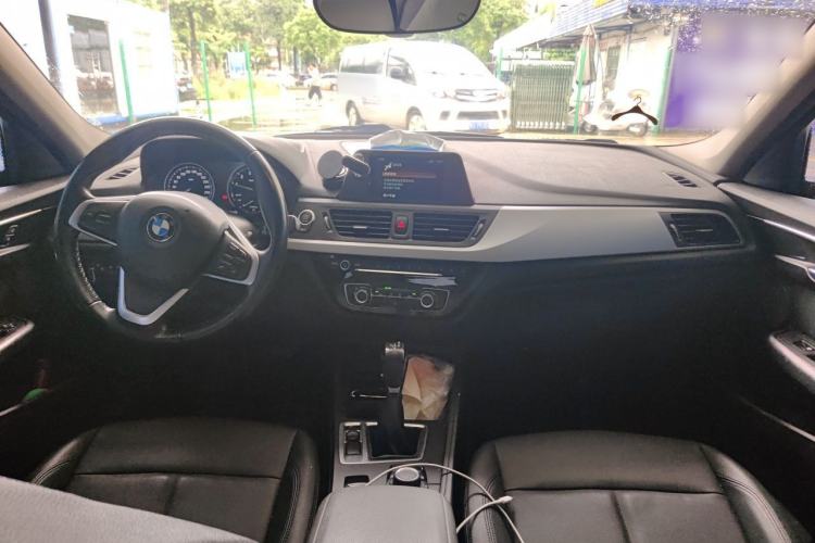 Used BMW 1 Series 2018 118i Fashion Model Center Console
