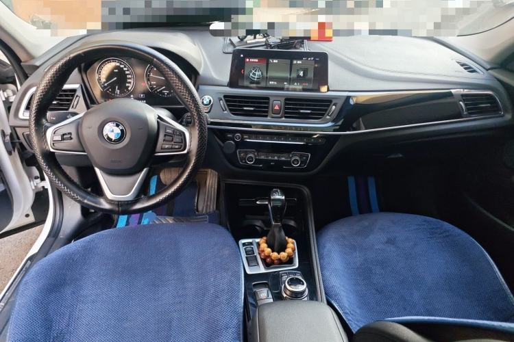 Used BMW 1 Series 2018 118i Design Package Edition Center Console