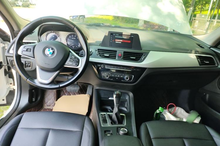 Used BMW 1 Series 2018 118i Fashion Model Center Console