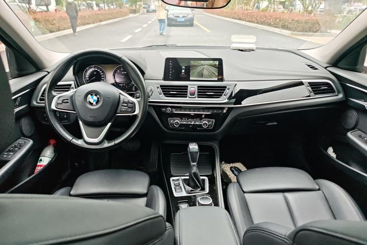 Used BMW 1 Series 2018 Facelifted 118i Design Package Edition Center Console