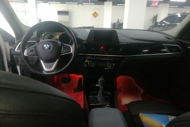 Used BMW 1 Series 2018 Facelifted 118i Sport Edition Center Console
