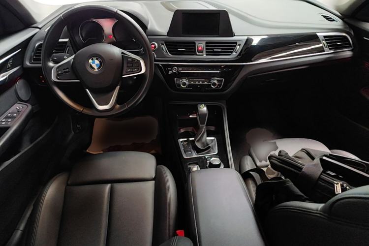 Used BMW 1 Series 2018 Facelifted 118i Sport Edition Center Console