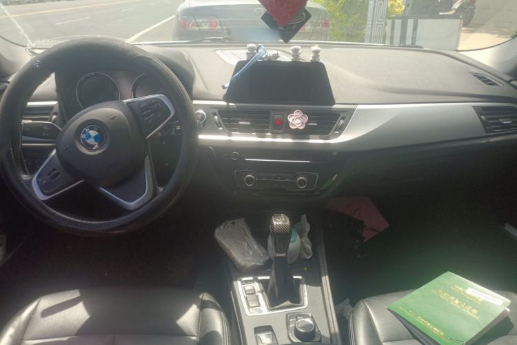 Used BMW 1 Series 2018 118i Fashion Model Center Console
