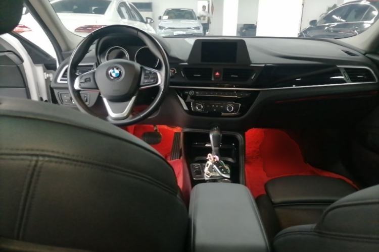 Used BMW 1 Series 2018 Facelifted 118i Sport Edition Center Console