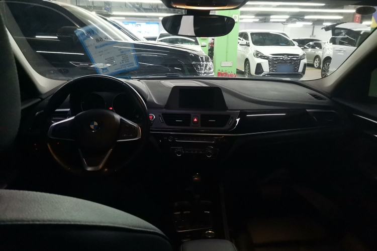Used BMW 1 Series 2018 Facelifted 118i Sport Edition Center Console