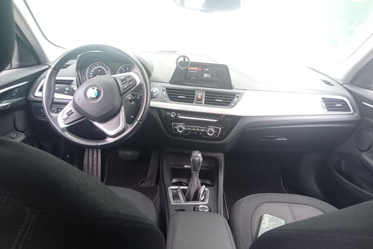 Used BMW 1 Series 2018 118i Fashion Model Center Console