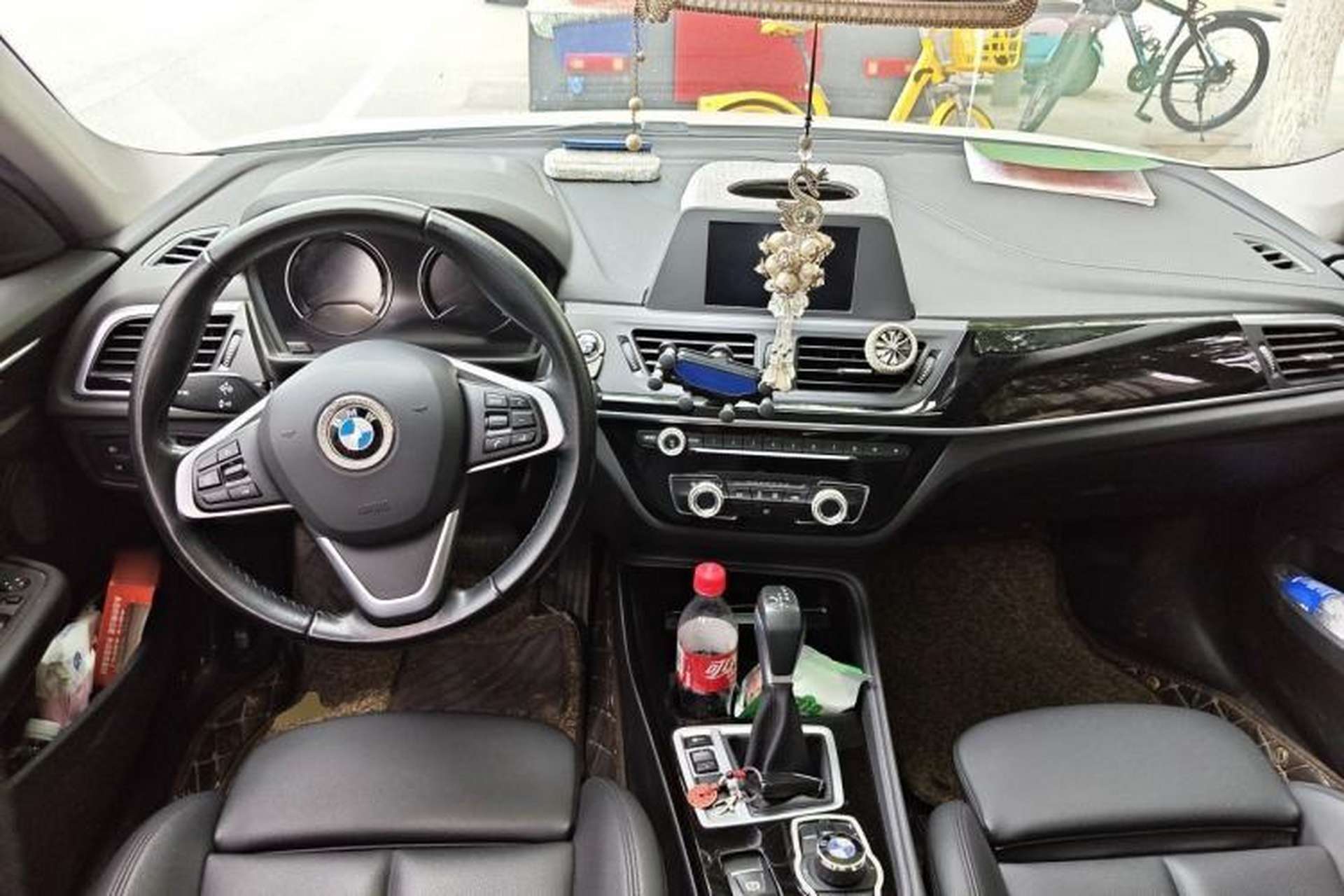 Used BMW 1 Series 2018 118i Sport Edition Center Console