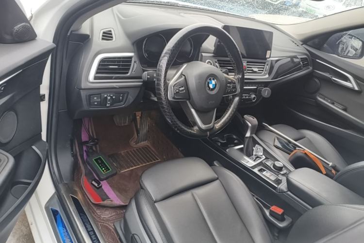 Used BMW 1 Series 2018 Facelifted 118i Sport Edition Center Console