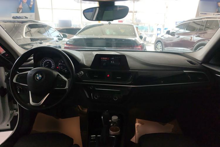 Used BMW 1 Series 2018 Facelifted 118i Sport Edition Center Console