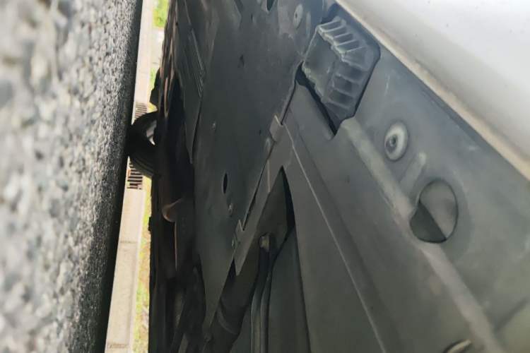 Used BMW 1 Series 2018 118i Sport Design Package Chassis Rear Left