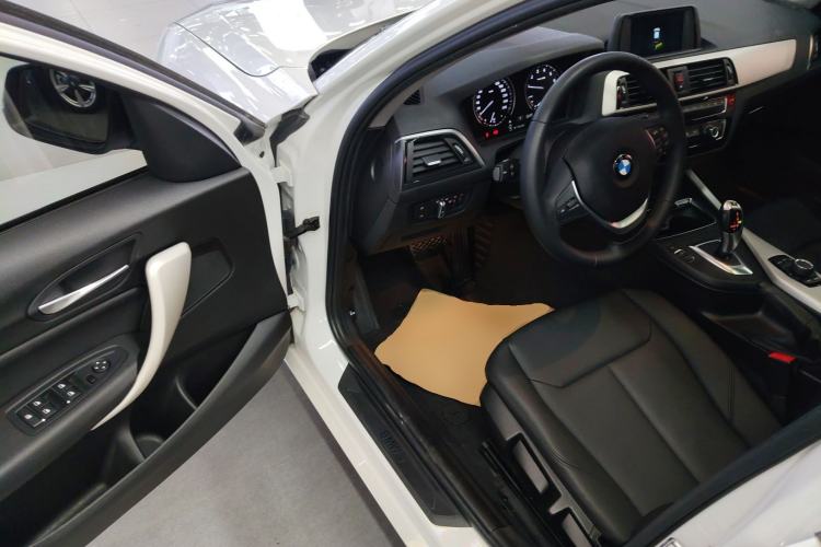 Used BMW 1 Series 2018 118i Leading Model Driver Seat