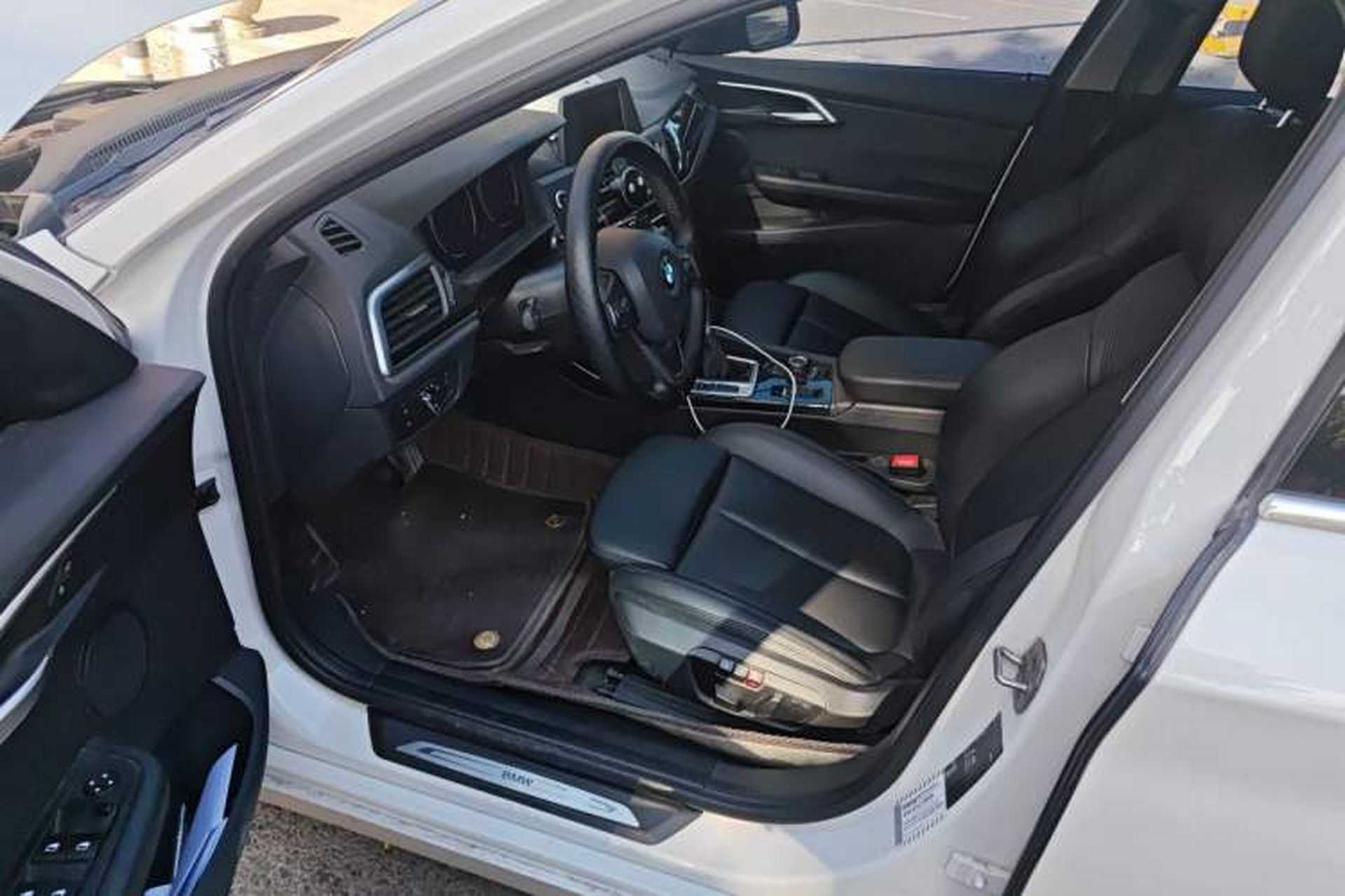 Used BMW 1 Series 2018 118i Sport Edition Driver Seat