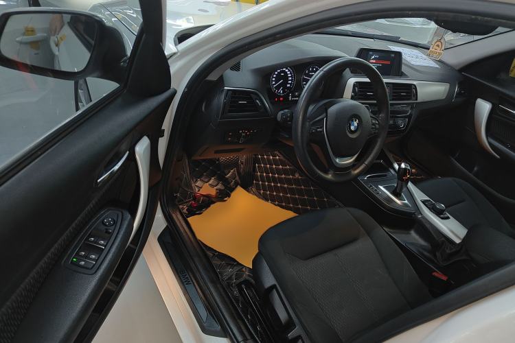 Used BMW 1 Series 2018 118i Leading Model Driver Seat